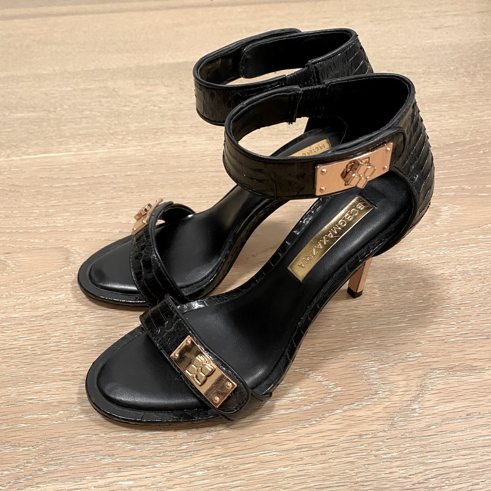 NWOT Black snakeskin detailing heels size 35.5.